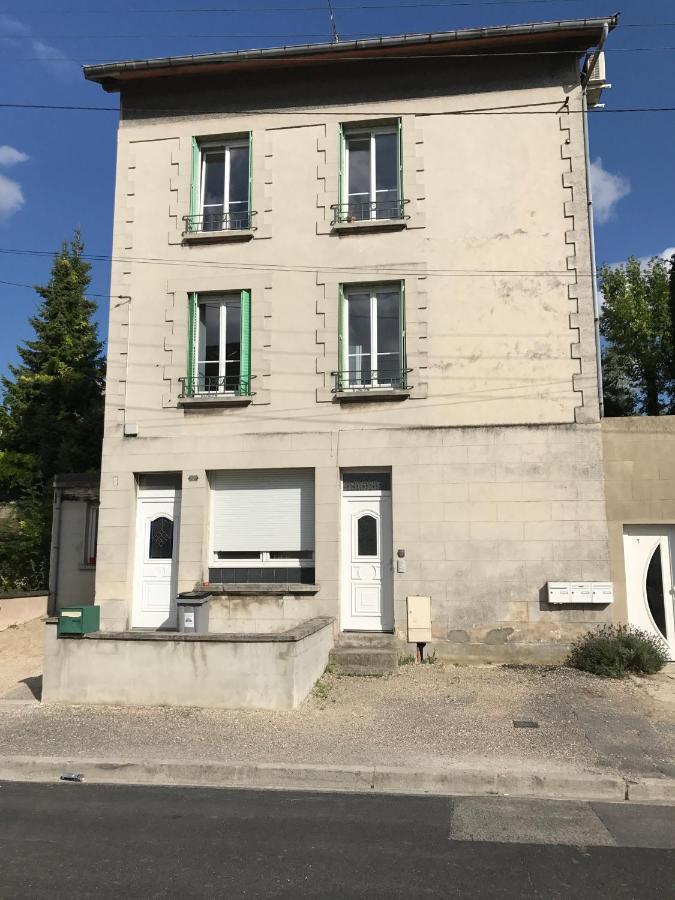 Appartement Cosy A Quelques Minutes Du Centre Châlons-en-Champagne Kültér fotó
